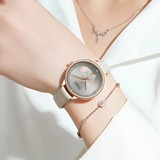 Curren Heart Charm™ — Reloj de Mujer con Correa de Cuero y Diamantes de Imitación